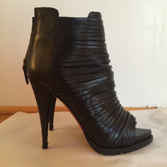 Givenchy - Multistrap peep-toe booties US 8 | IT 38 - Picture 3 of 6